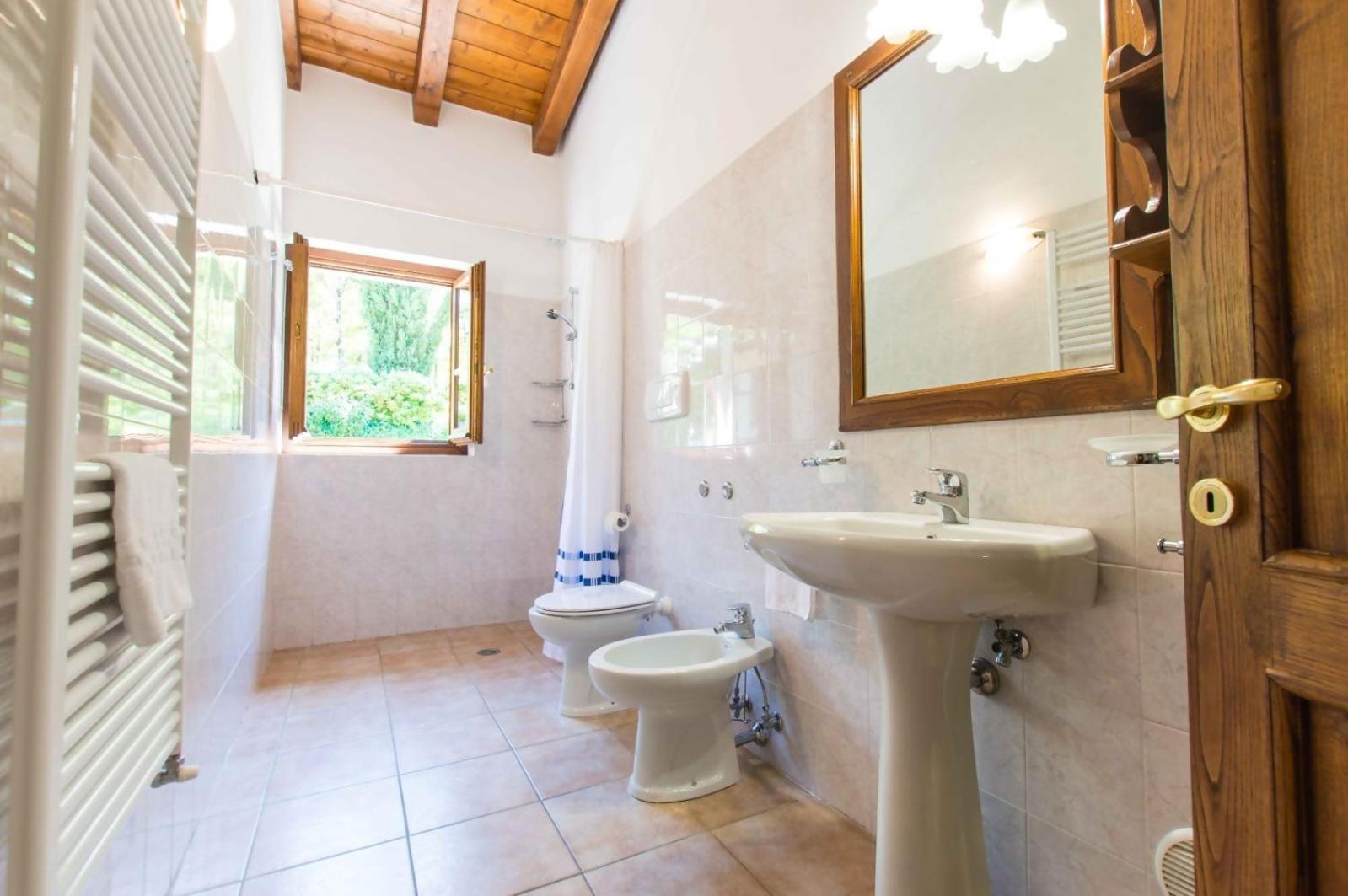 Agriturismo Podere La Casaccia Poppi Exteriör bild